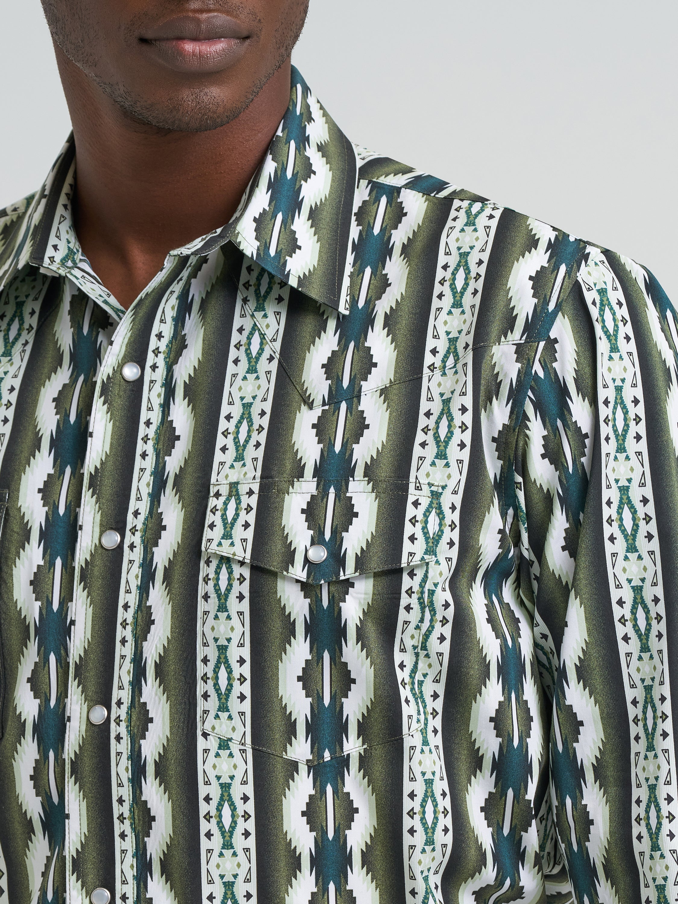 Men Wrangler Checotah Green Shirt 112379228 - Image 2