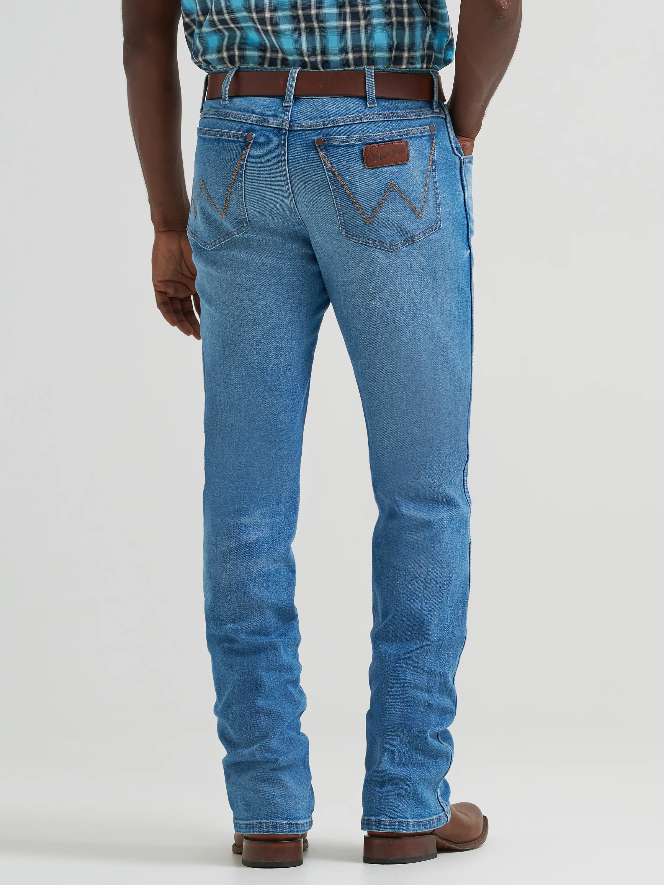 Men Wrangler Retro Slim Straight 112378856 - Image 4