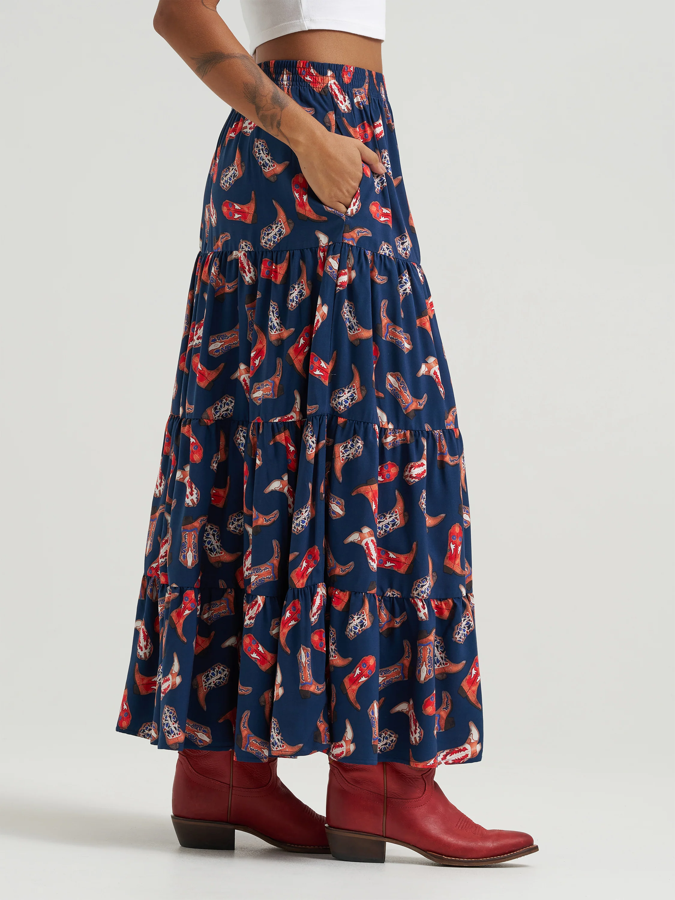 Women Wrangler Tiered Maxi Skirt 112379491 - Image 4